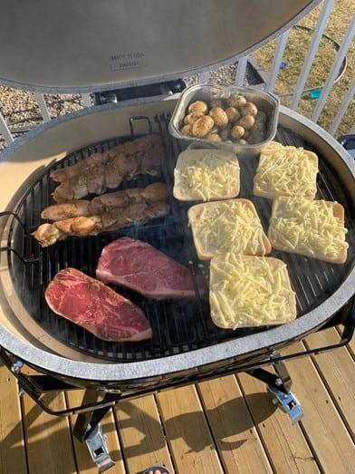 Primo Oval XL 400 Ceramic Kamado Grill - Patioscape Outdoors