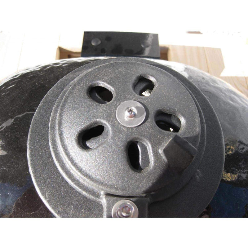 Primo Oval Junior 200 Ceramic Kamado Grill on Cypress Countertop Table