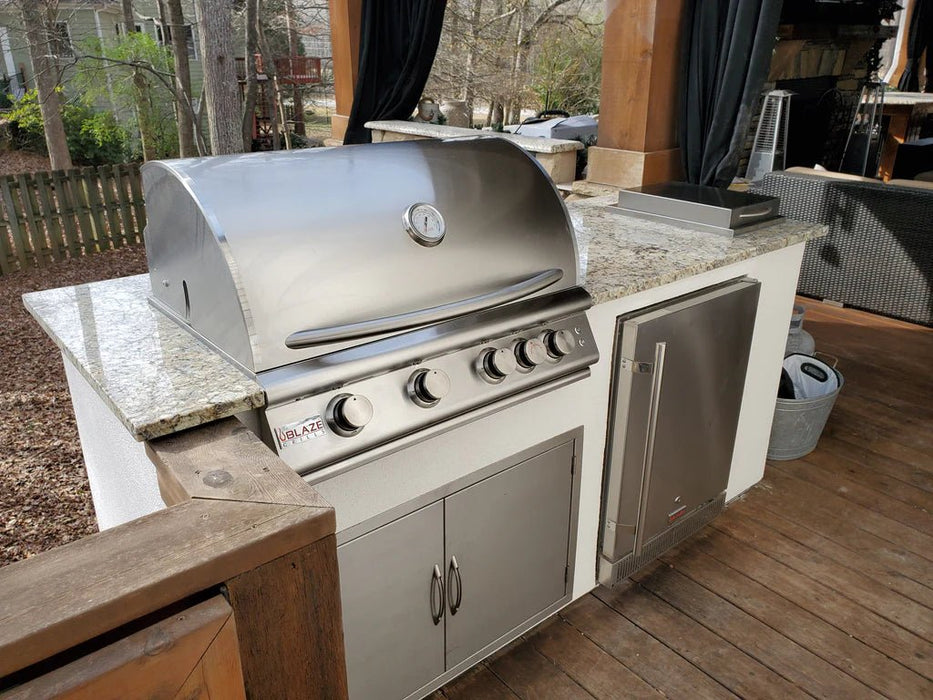 Blaze Professional LUX 44-Inch 4-Burner Built-In Natural Gas Grill With Rear Infrared Burner - BLZ-4PRO-NG/LP - Patioscape Outdoors